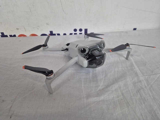 Dji mini 4 pro - drone - fly more combo - met rc331 smart controller - afbeelding 2 van  3