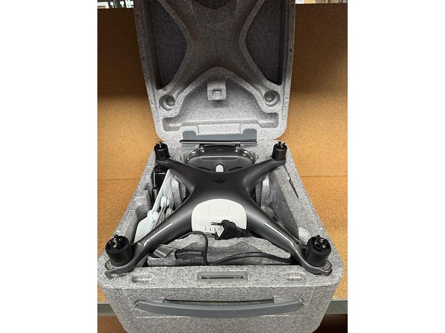 Dji phantom 4 pro+ obsidian, dji, drone, zwart, 2017 - afbeelding 11 van  14