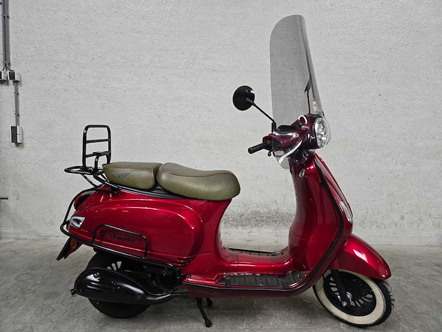 Djjd - bromscooter - cashmere basic - 4t 45km uitvoering fbr72b - afbeelding 2 van  7