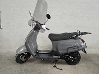 Djjd - snorscooter - cashmere - 4t 25km uitvoering dzb68d - afbeelding 1 van  8