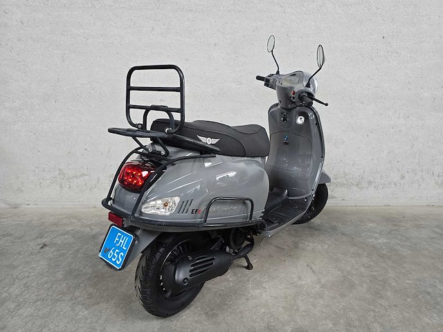 Djjd - snorscooter - cashmere basic - 4t 25km uitvoering fhl65s - afbeelding 5 van  6