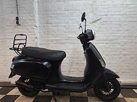 Djjd cashmere efi 45 km bromscooter 4takt - afbeelding 6 van  7