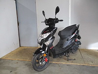 Djjd injectie - bromscooter - valetta (wy50qt-111) - scooter - afbeelding 4 van  11