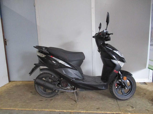 Djjd injectie - bromscooter - valetta (wy50qt-111) - scooter - afbeelding 8 van  11