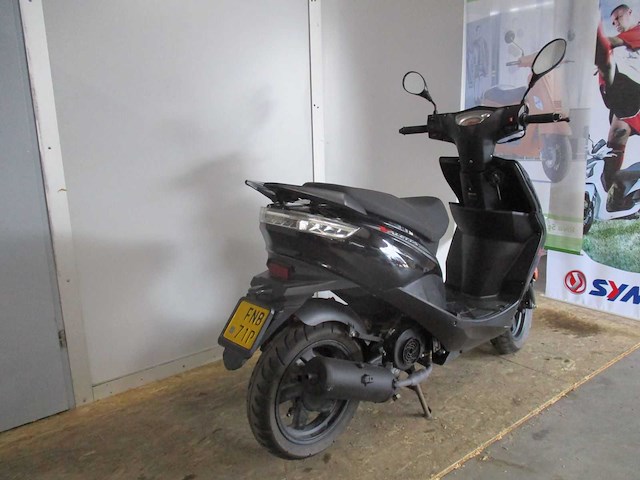 Djjd injectie - bromscooter - valetta (wy50qt-111) - scooter - afbeelding 1 van  1