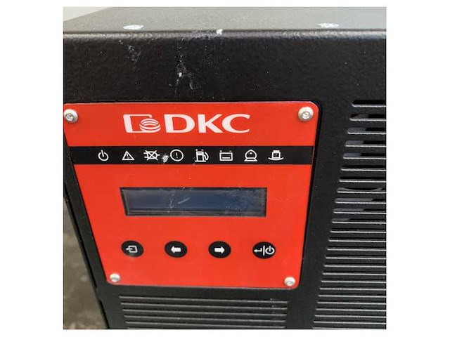 Dkc frequency converter 120 to 230v 50hz 5kva 3.5kw - univarmd5kext - afbeelding 4 van  10
