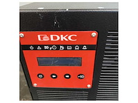 Dkc frequency converter 120 to 230v 50hz 5kva 3.5kw - univarmd5kext - afbeelding 4 van  10
