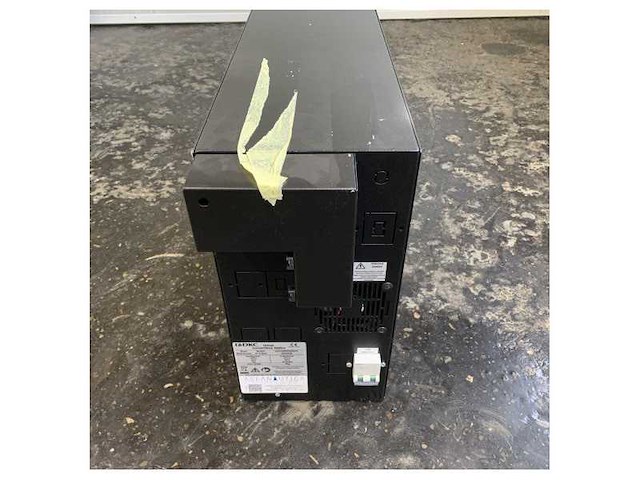 Dkc frequency converter 120 to 230v 50hz 5kva 3.5kw - univarmd5kext - afbeelding 7 van  10