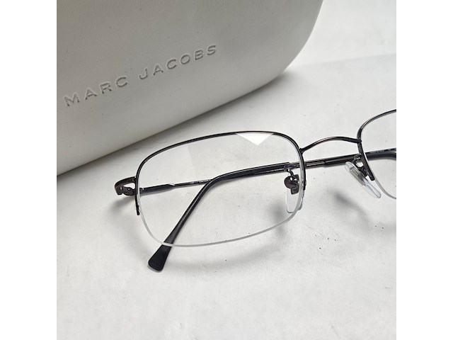 Dkny bril met marc jacobs case - afbeelding 3 van  5