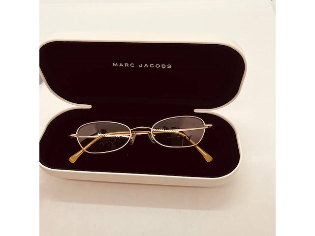 Dkny bril met marc jacobs case - afbeelding 2 van  9