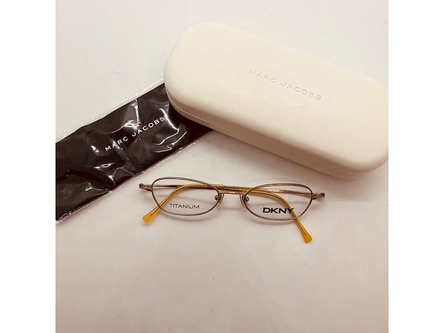 Dkny bril met marc jacobs case - afbeelding 8 van  9