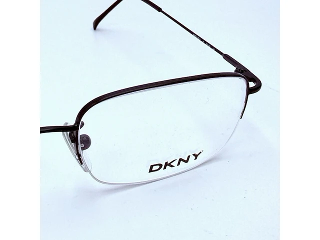 Dkny bril met marc jacobs case - afbeelding 6 van  9