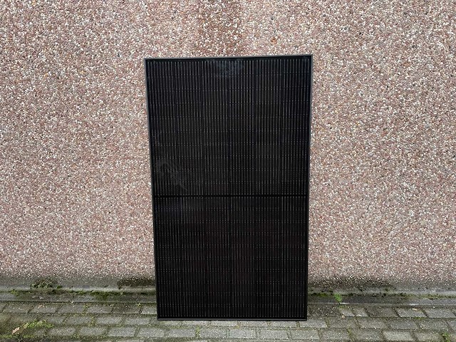 Dmegc - dm375m6-60hbb - set van 62 zonnepanelen (375 wp) - sungrow 20k omvormer - afbeelding 2 van  8