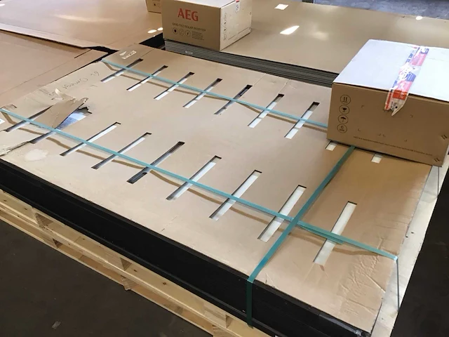 Dmegc 400 6 zonnepanelen en 1 aeg omvormer - afbeelding 2 van  3