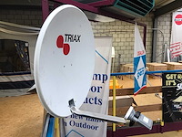 Dms electronics satellietontvanger en triax schotel - afbeelding 1 van  2