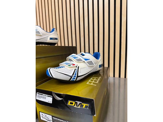 Dmt - fietsschoenen (5x) - afbeelding 2 van  8