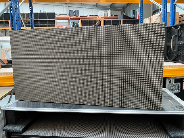 Dmt p3.9 outdoor led-screen systeem - afbeelding 1 van  21