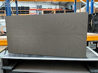 Dmt p3.9 outdoor led-screen systeem
