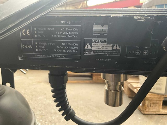 Dmx bar - met par spots - feestverlichting (2x) - afbeelding 8 van  11