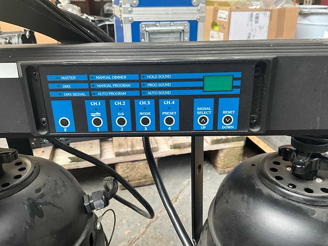 Dmx bar - met par spots - feestverlichting (2x) - afbeelding 4 van  11