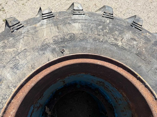 Dneproshin - band 66x43.00r25 - afbeelding 3 van  8