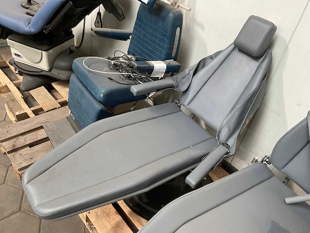 Dntl works 4025 dental operating chair - afbeelding 2 van  6