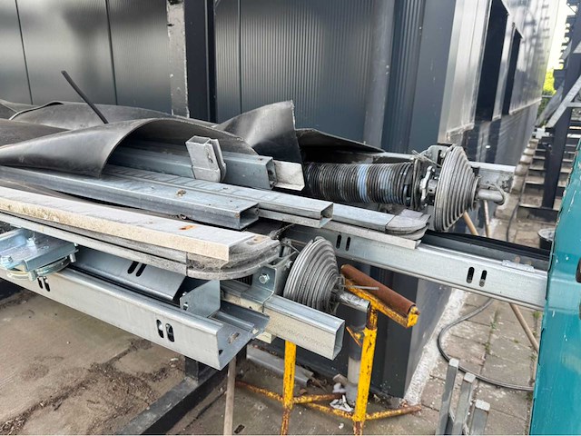Dock levelaar met deur en flappen 2x - afbeelding 28 van  41