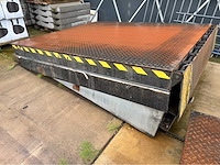 Dock levelaar met deur en flappen 2x - afbeelding 33 van  41