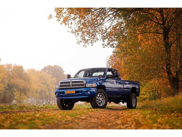 Dodge - 1998 - dodge ram 2500 - - personenauto - afbeelding 1 van  9
