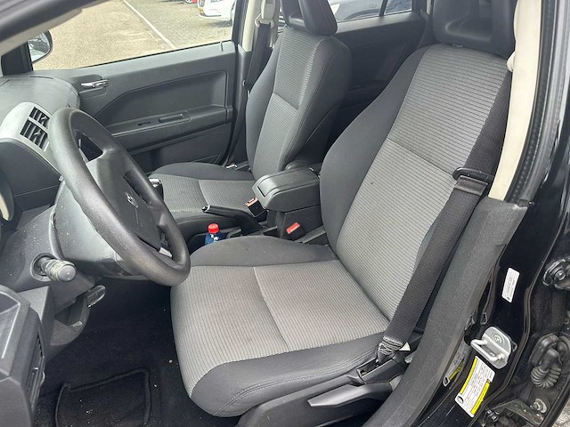 Dodge - 2008 - caliber - 1.8 se - 27-gjv-8 - afbeelding 6 van  18