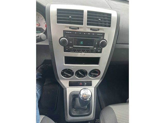 Dodge - 2008 - caliber - 1.8 se - 27-gjv-8 - afbeelding 8 van  18