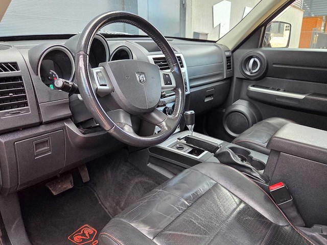 Dodge - 2008 - nitro - 4.0 v6 r/t - 06-gfp-8 - afbeelding 2 van  25