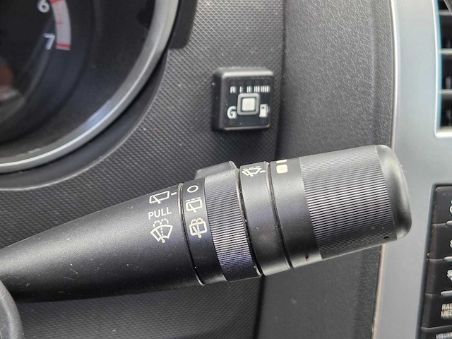 Dodge - 2008 - nitro - 4.0 v6 r/t - 06-gfp-8 - afbeelding 8 van  25
