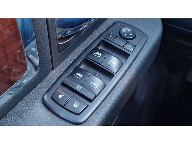 Dodge - 2010 - ram 1500 - 5.7 v8 cc 5'7 - 6-vhn-49 - afbeelding 10 van  28