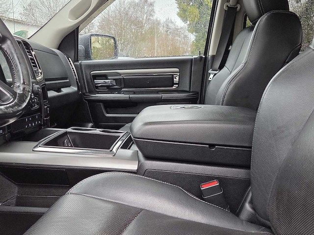 Dodge - 2013 - ram 1500 - 5.7 v8 4x4 qc 6'4 - vd-265-p - afbeelding 11 van  38