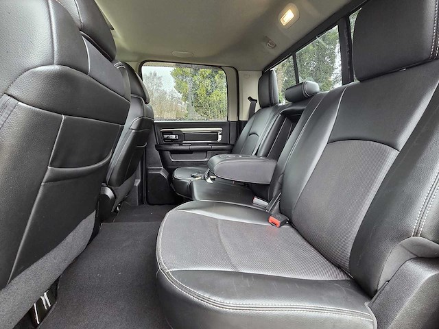 Dodge - 2013 - ram 1500 - 5.7 v8 4x4 qc 6'4 - vd-265-p - afbeelding 30 van  38