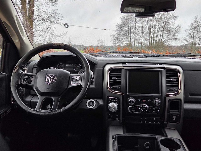 Dodge - 2013 - ram 1500 - 5.7 v8 4x4 qc 6'4 - vd-265-p - afbeelding 14 van  38