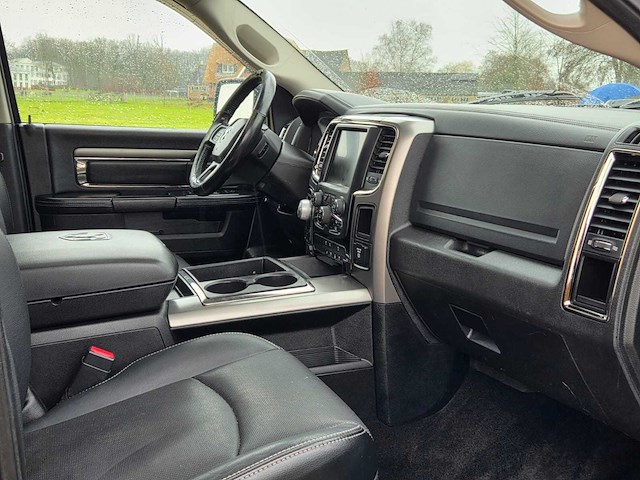 Dodge - 2013 - ram 1500 - 5.7 v8 4x4 qc 6'4 - vd-265-p - afbeelding 28 van  38