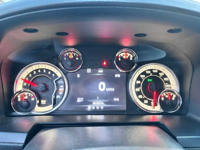 Dodge - 2015 - ram 1500 - 5.7 v8 qc 6'4 - vn-940-b - afbeelding 4 van  26