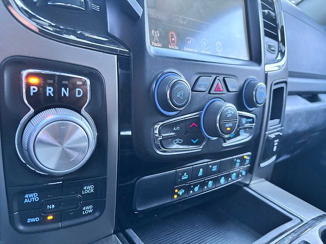 Dodge - 2015 - ram 1500 - 5.7 v8 qc 6'4 - vn-940-b - afbeelding 6 van  26