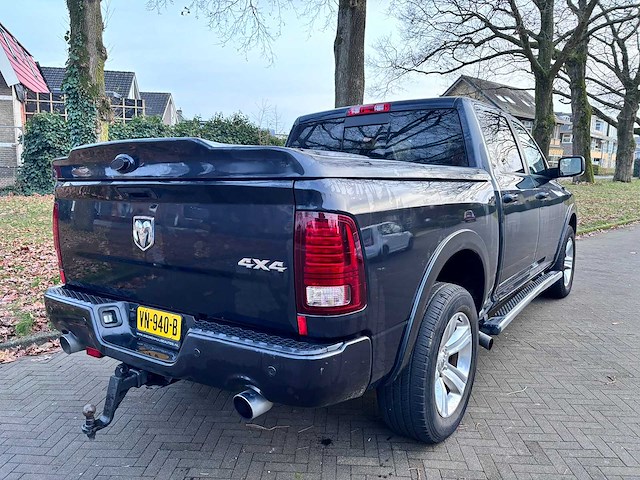 Dodge - 2015 - ram 1500 - 5.7 v8 qc 6'4 - vn-940-b - afbeelding 21 van  26
