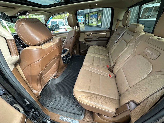 Dodge - 2020 - ram 1500 longhorn 4x4 - personenauto - afbeelding 7 van  17