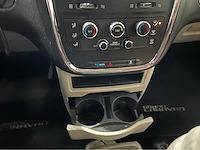 Dodge - 3.6 l - grand caravan - personenauto - 2013 - afbeelding 9 van  32