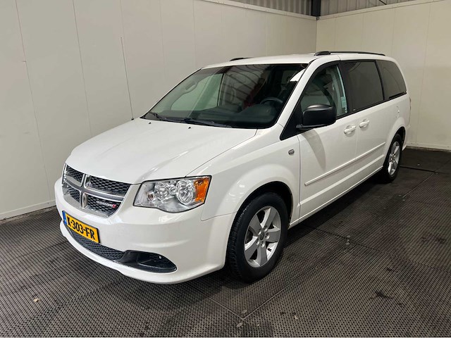 Dodge - 3.6 l - grand caravan - personenauto - 2013 - afbeelding 1 van  32