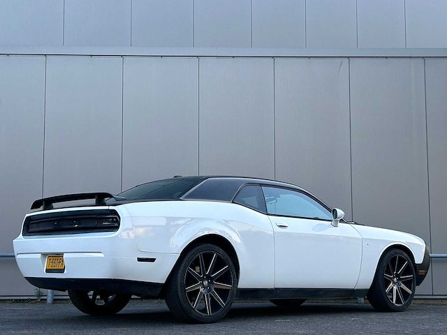 Dodge - challenger - 3.5 - 2010 - afbeelding 15 van  20