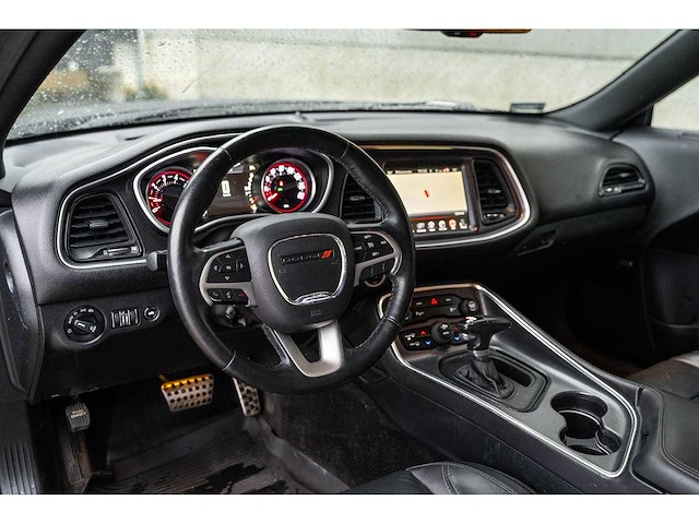 Dodge - challenger sxt - 3.6 v6 - automaat - 2016 - afbeelding 9 van  33