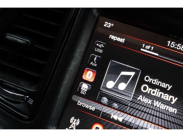 Dodge - challenger sxt - 3.6 v6 - automaat - 2016 - afbeelding 16 van  33