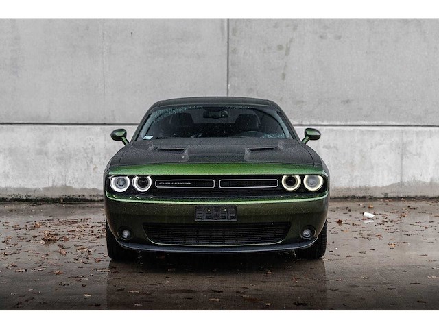 Dodge - challenger sxt - 3.6 v6 - automaat - 2016 - afbeelding 12 van  33