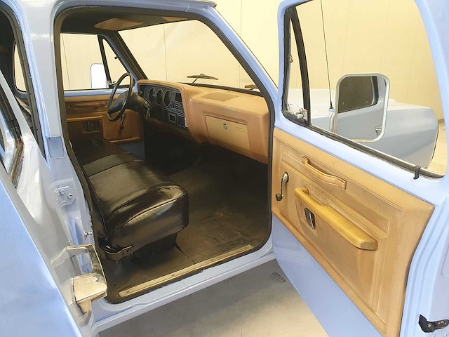 Dodge - d200 - 1976 - 6 personen - oldtimer - 6 voet laadbak - afbeelding 12 van  20