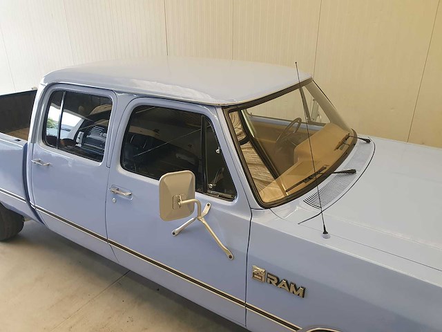 Dodge - d200 - 1976 - oldtimer - afbeelding 3 van  33